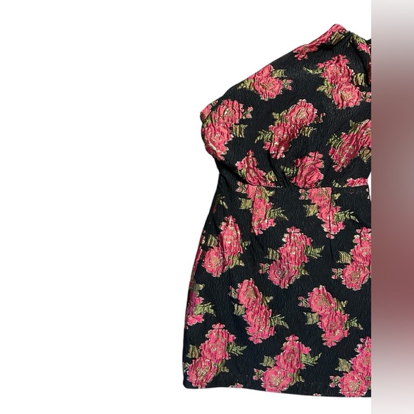 Dream Sister Jane one shoulder jacquard mini dress in red and gold Small - Picture 5 of 7